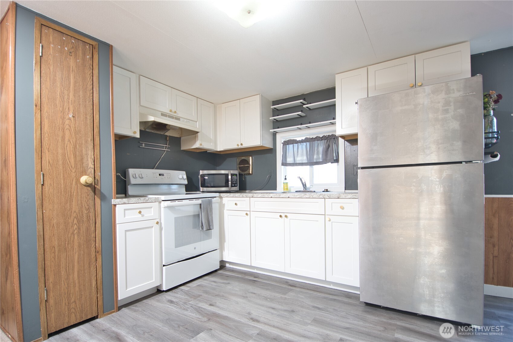 9900 Blomberg Street SW #9, Olympia, WA 98512