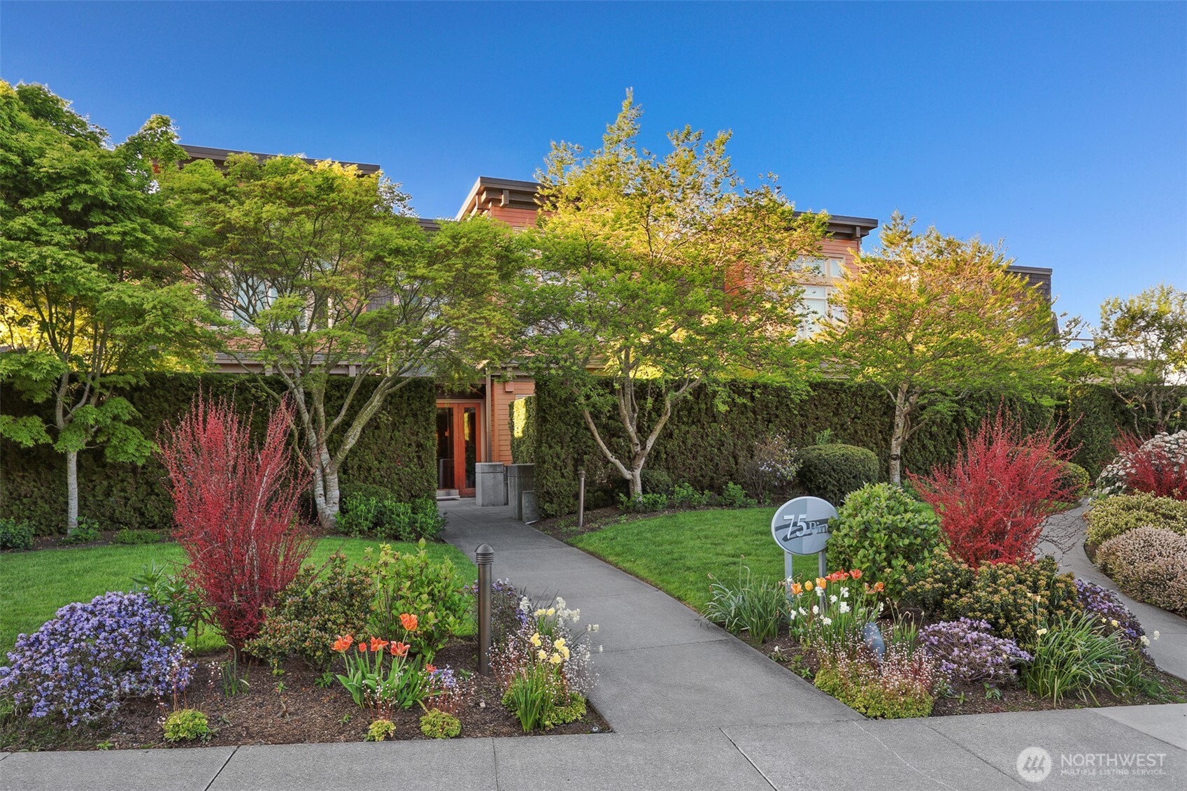 75 Pine Street #212, Edmonds, WA 98020
