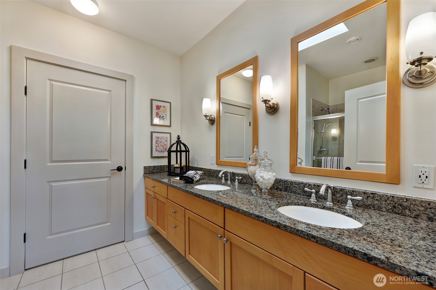 75 Pine Street #212, Edmonds, WA 98020