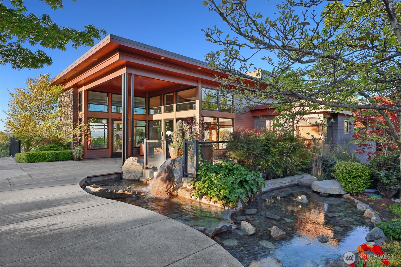 75 Pine Street #212, Edmonds, WA 98020