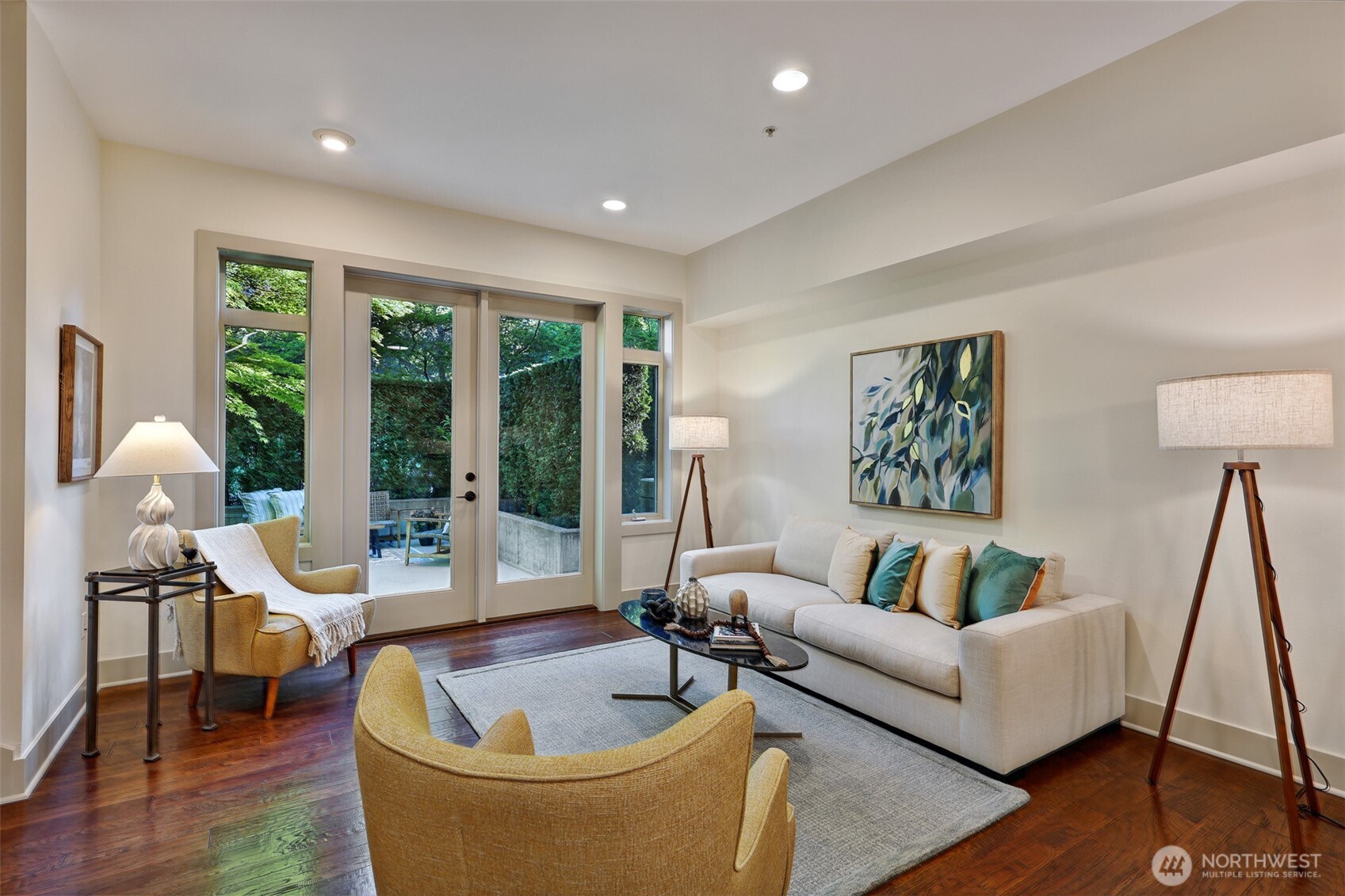 75 Pine Street #212, Edmonds, WA 98020