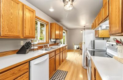 10103 27th Drive SE, Everett, WA 98208 - Photo 24