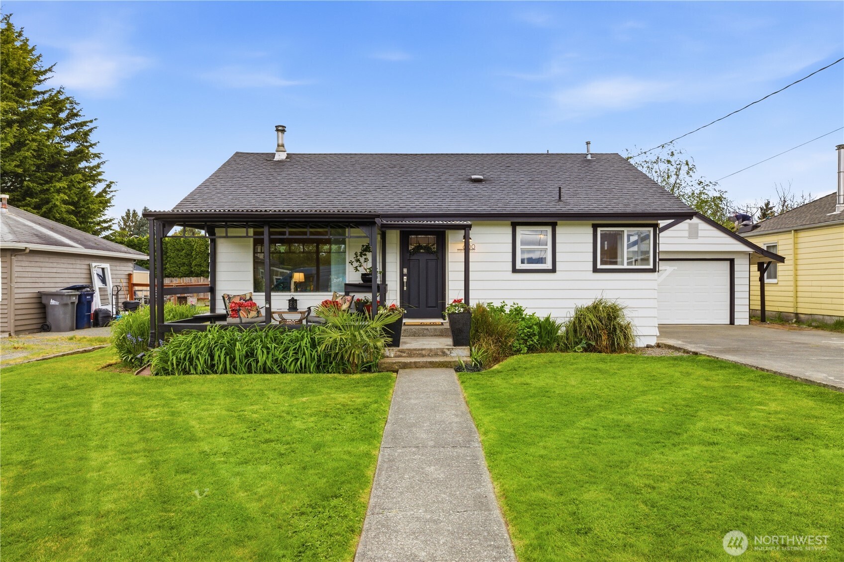 800 Myrtine Street , Enumclaw, WA 98022