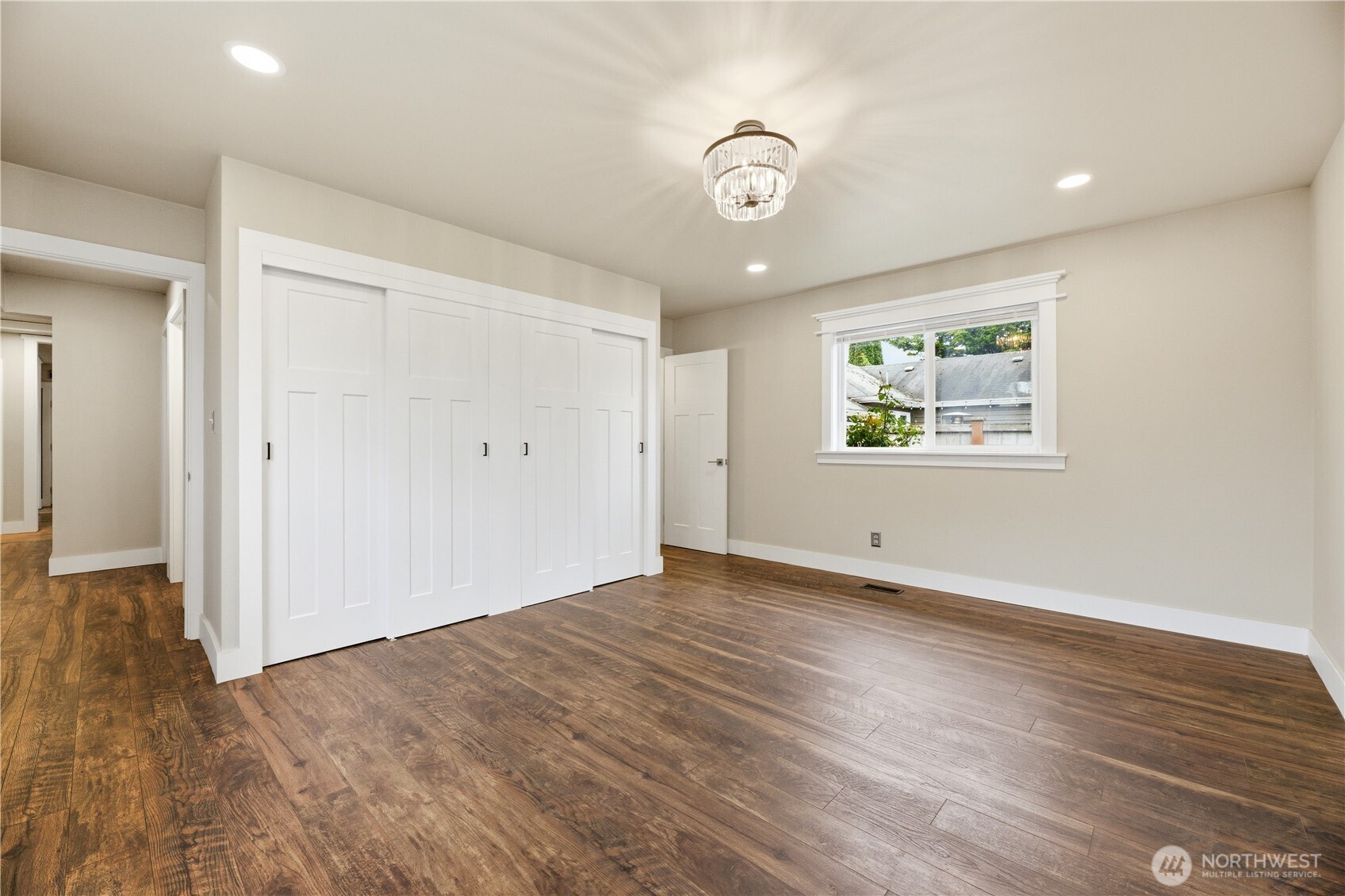 800 Myrtine Street , Enumclaw, WA 98022