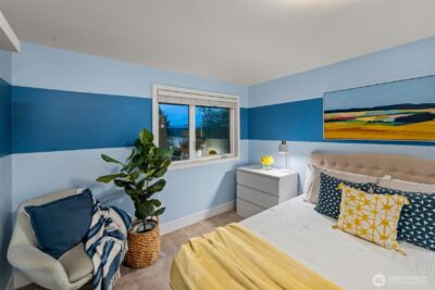 17825 NE 9th Street , Bellevue, WA 98008 - Photo 27