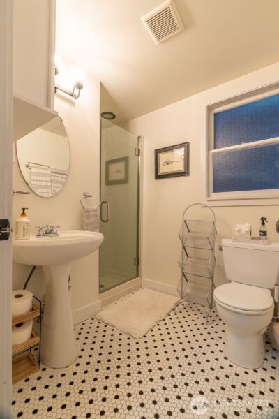 116 4th Avenue N, Edmonds, WA 98020 - Photo 17