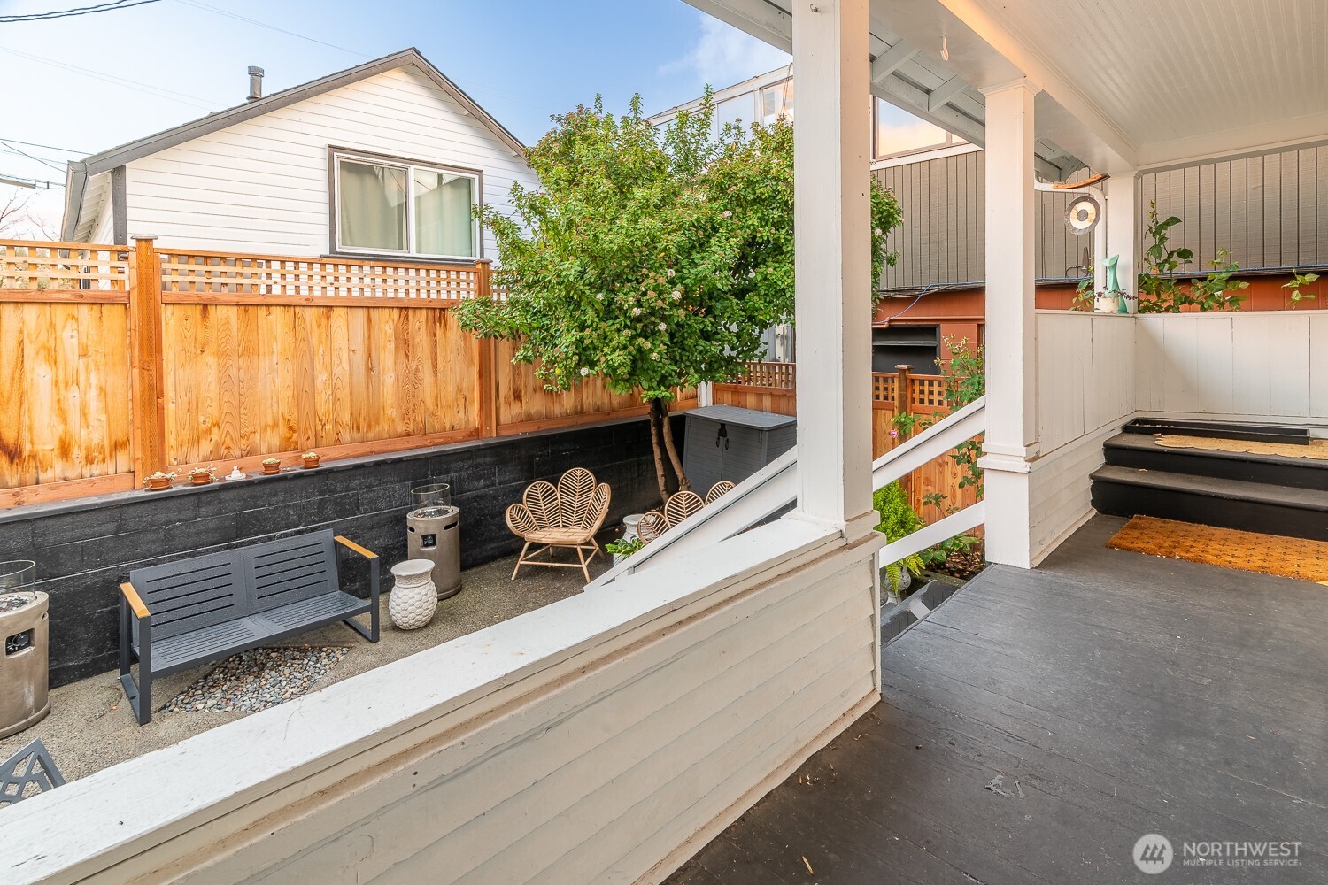 116 4th Avenue N, Edmonds, WA 98020