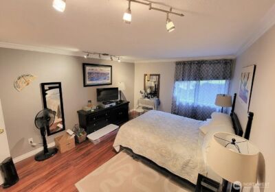 28303 Sound View Drive S #102, Des Moines, WA 98198 - Photo 16