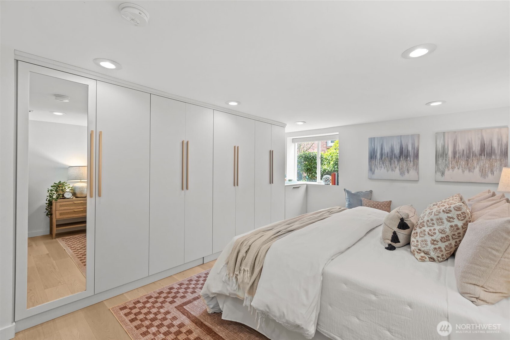 4707 S Brandon Street , Seattle, WA 98118
