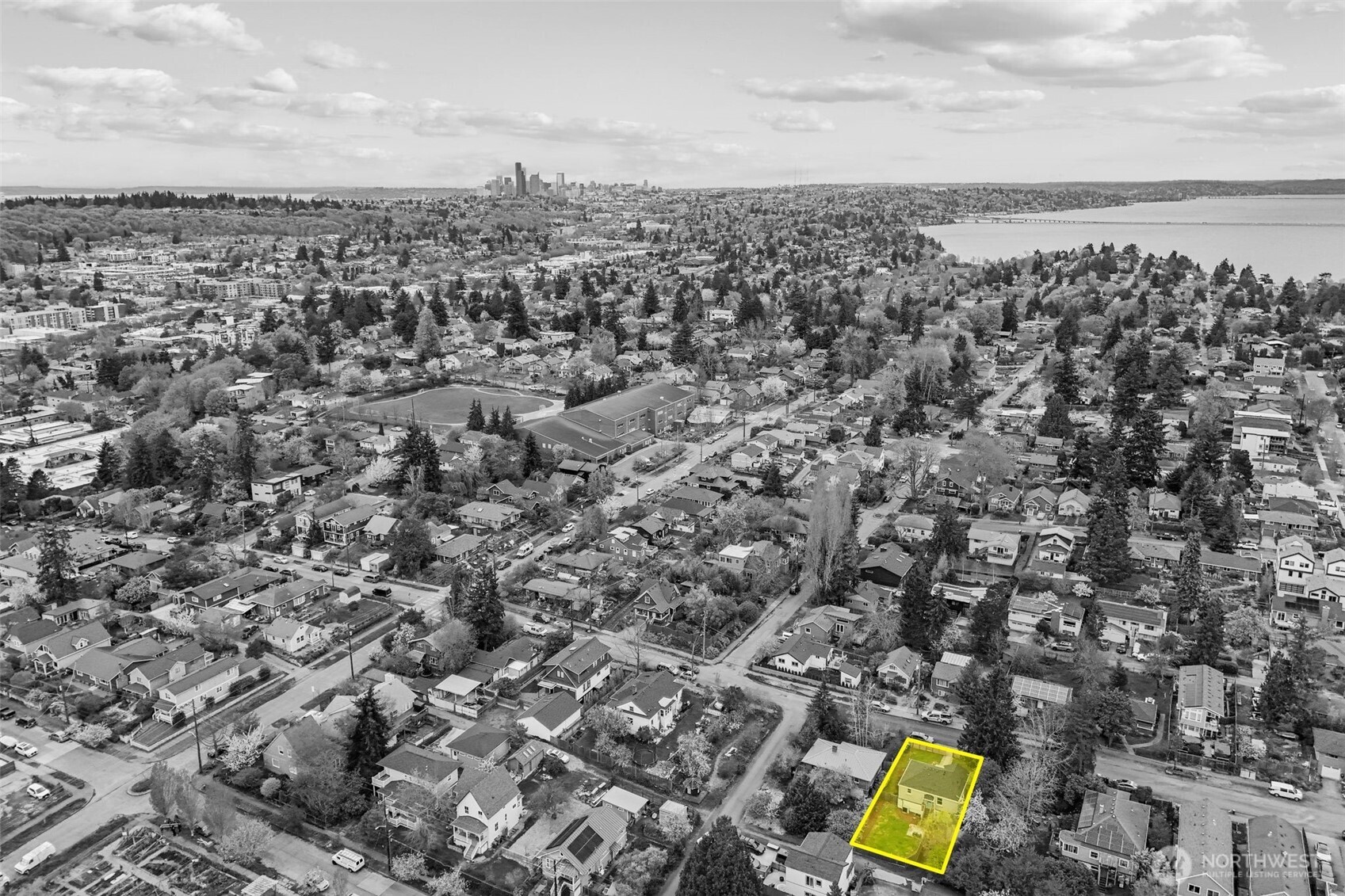 4707 S Brandon Street , Seattle, WA 98118