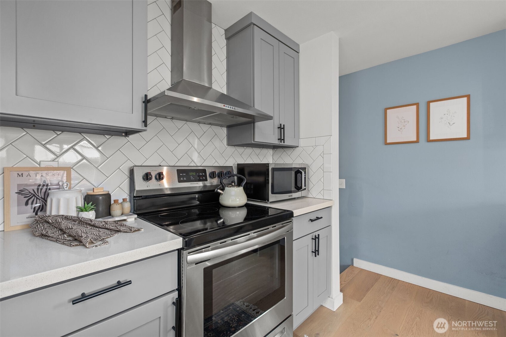 4707 S Brandon Street , Seattle, WA 98118
