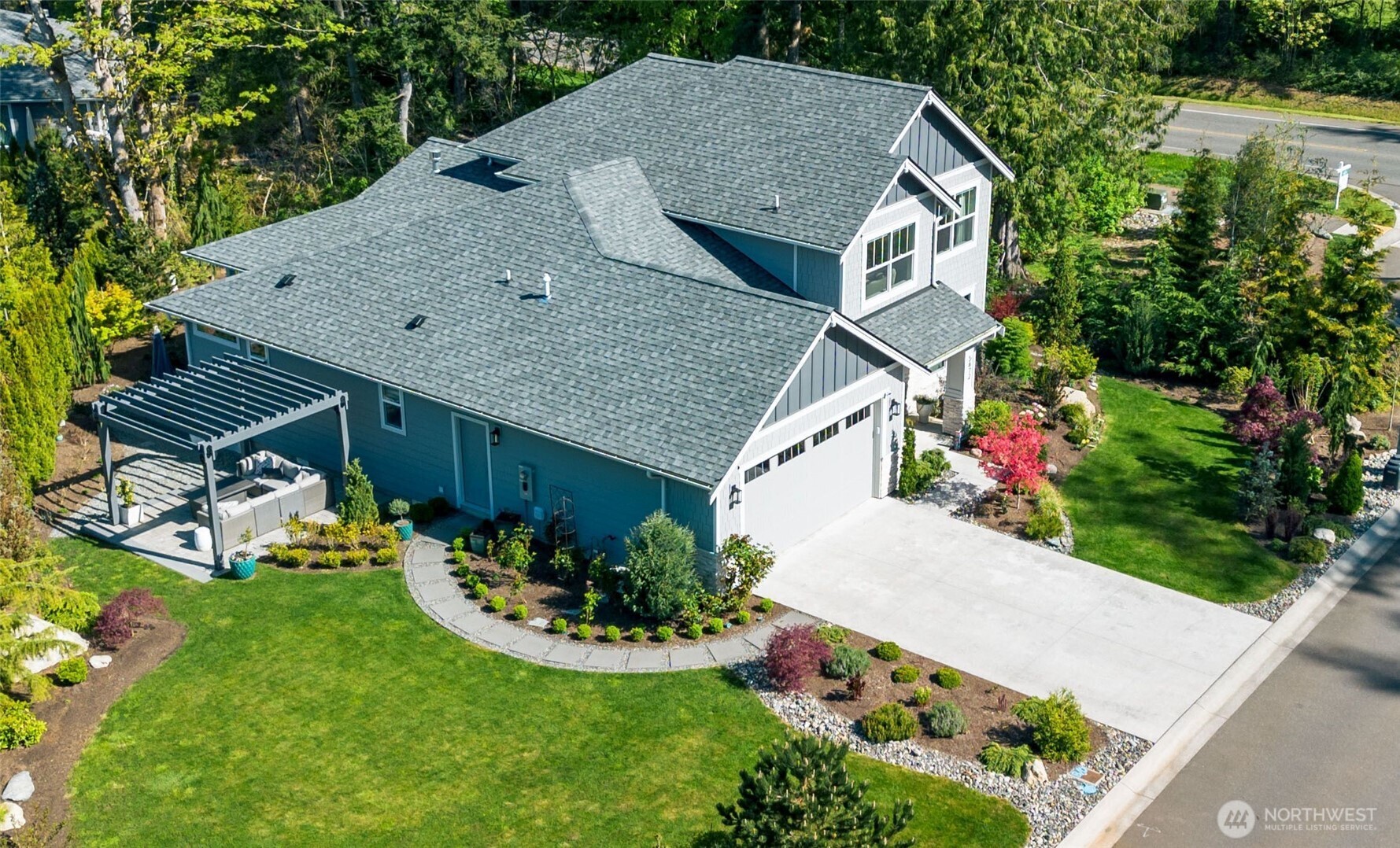 5672 Garibaldi Way , Blaine, WA 98230-6404
