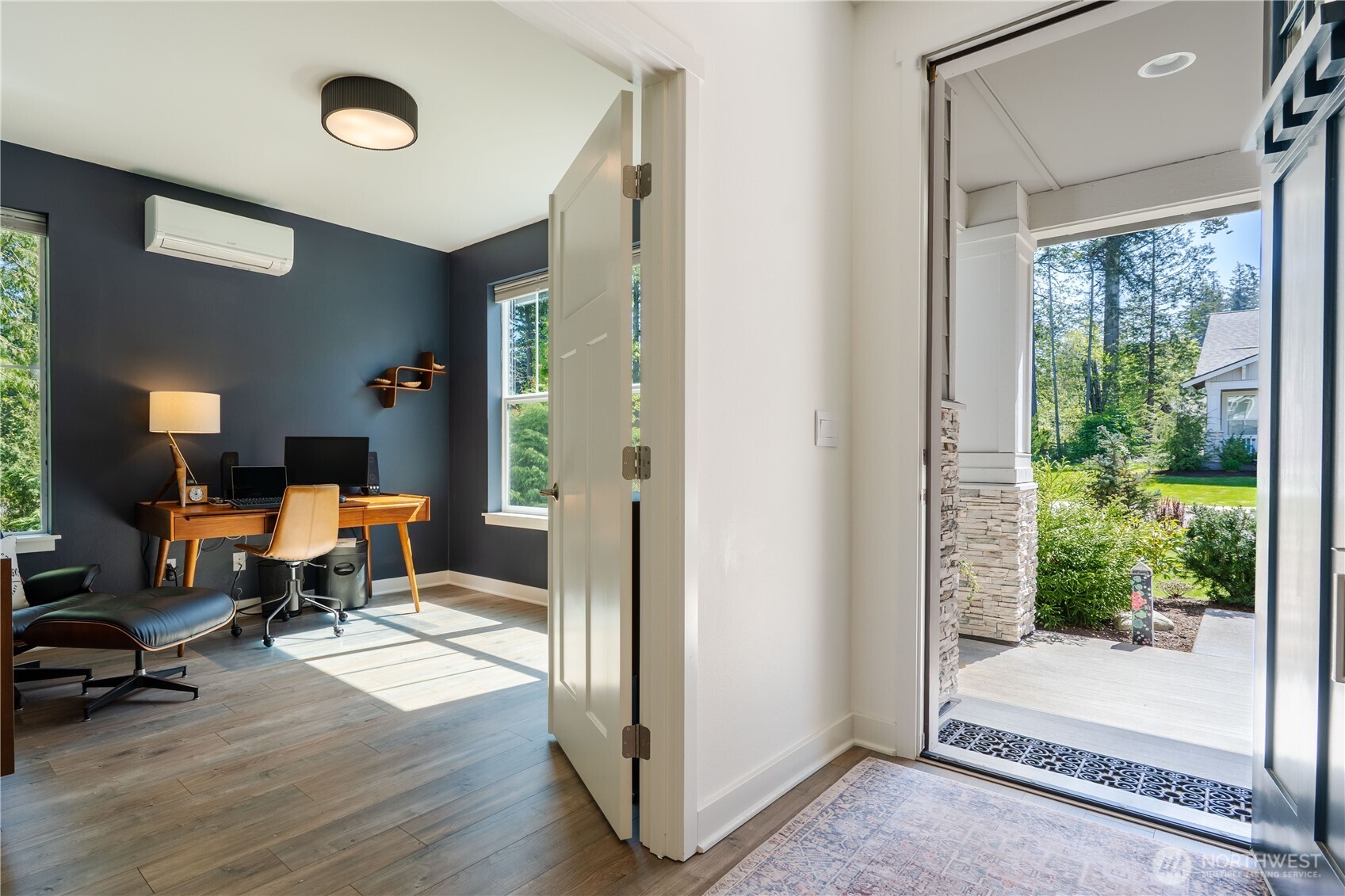 5672 Garibaldi Way , Blaine, WA 98230-6404