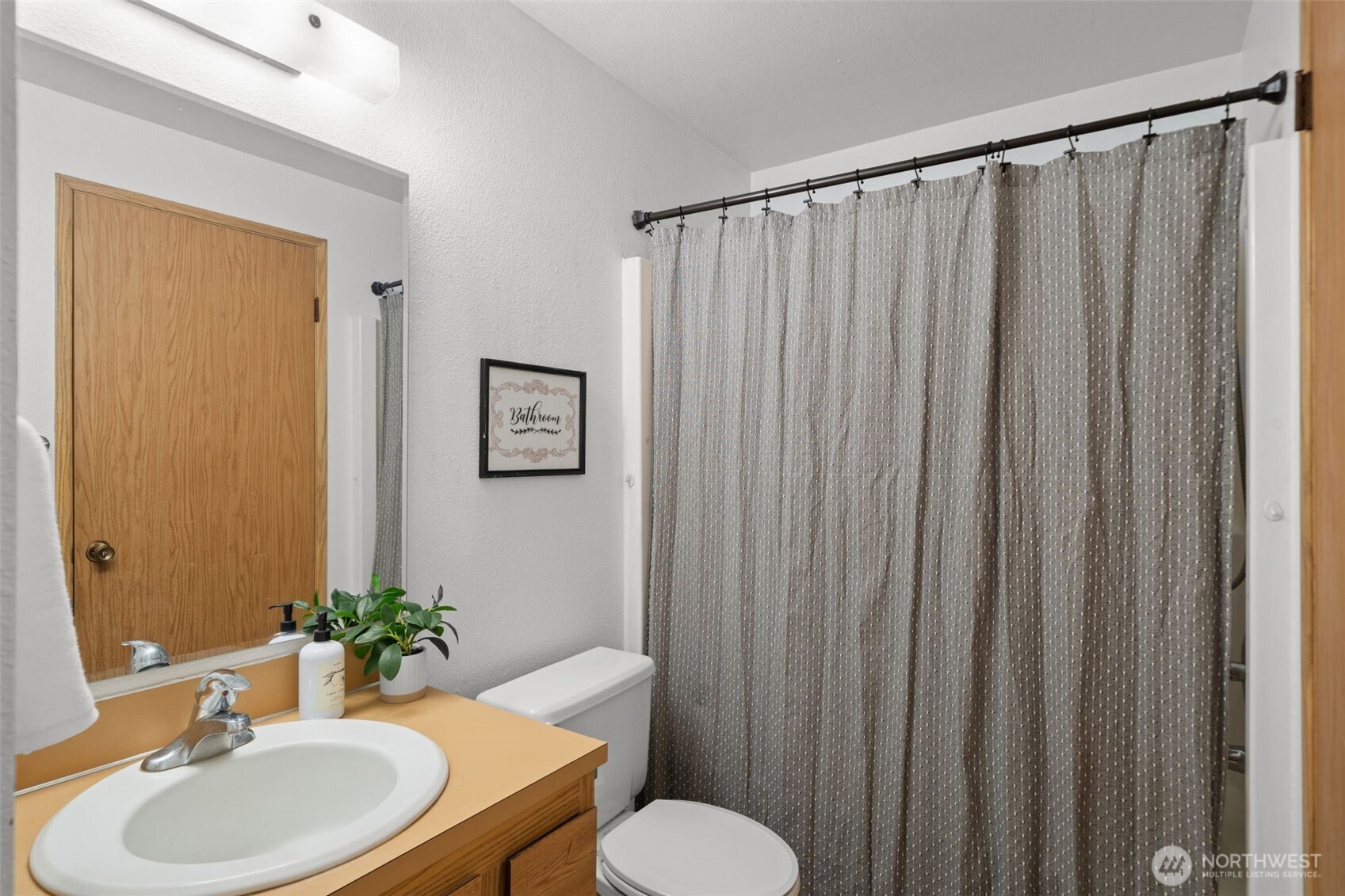 7292 E Harrison Street , Port Orchard, WA 98366
