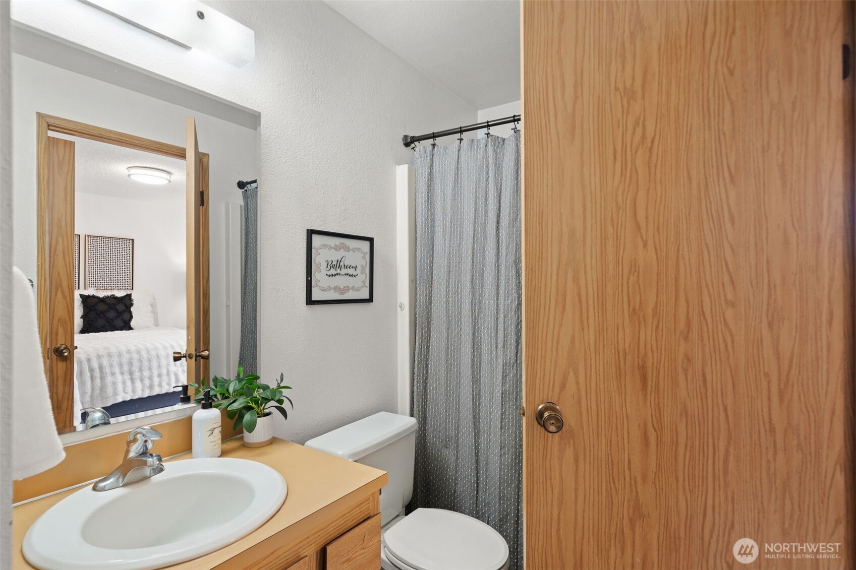 7292 E Harrison Street , Port Orchard, WA 98366