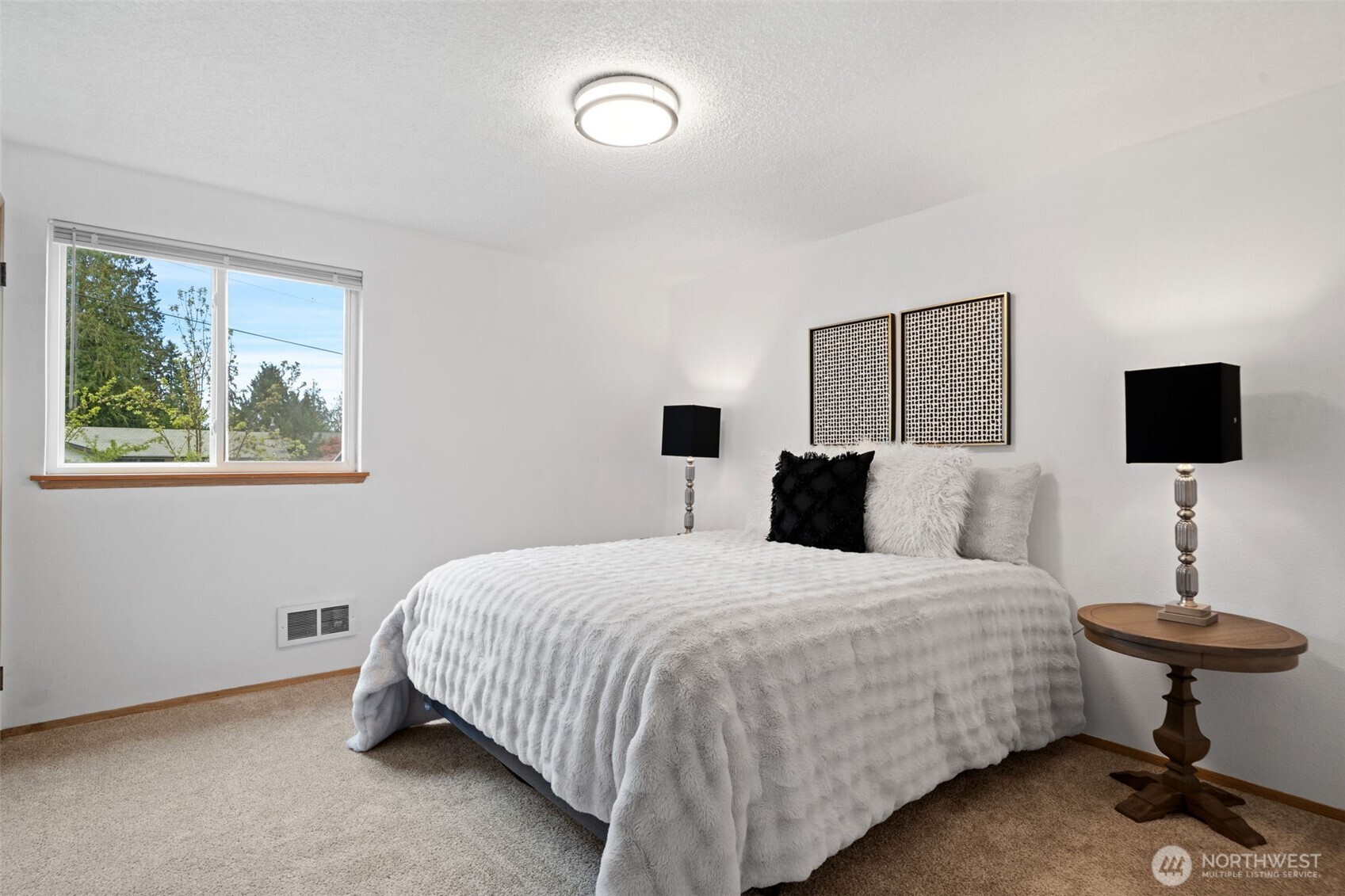 7292 E Harrison Street , Port Orchard, WA 98366
