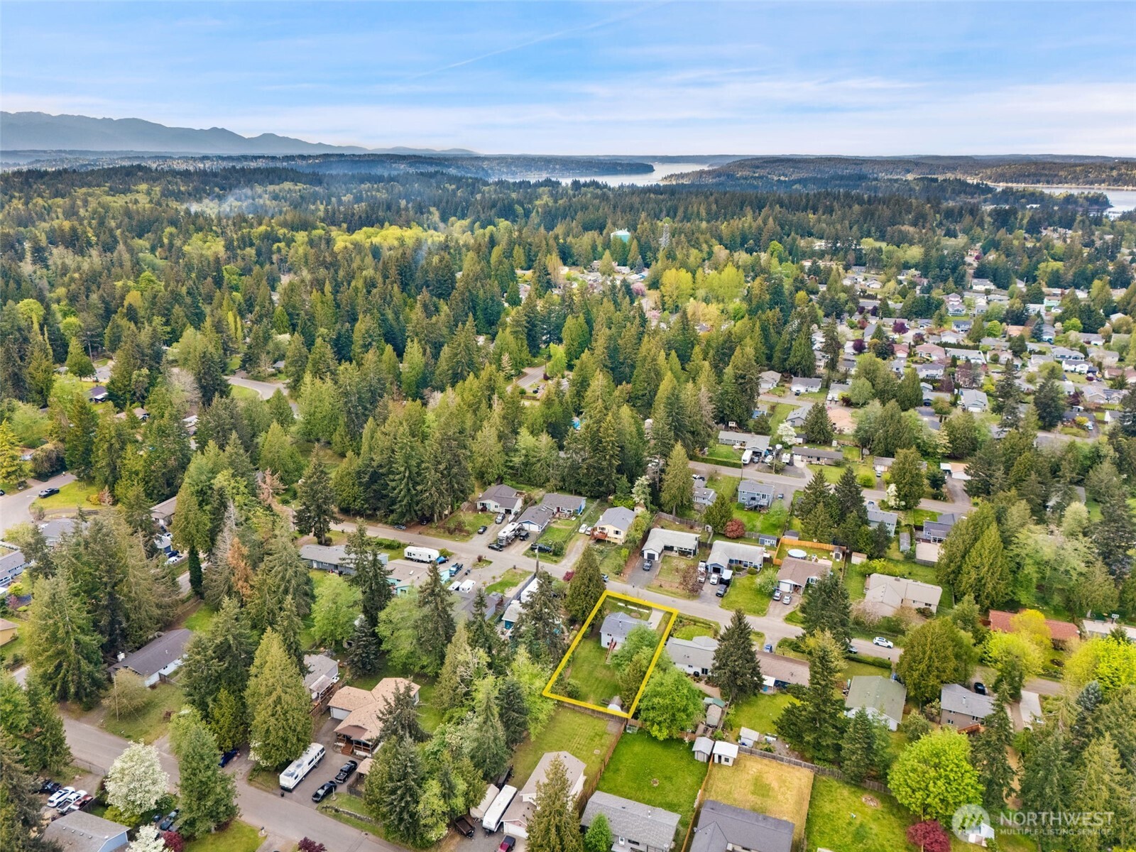7292 E Harrison Street , Port Orchard, WA 98366