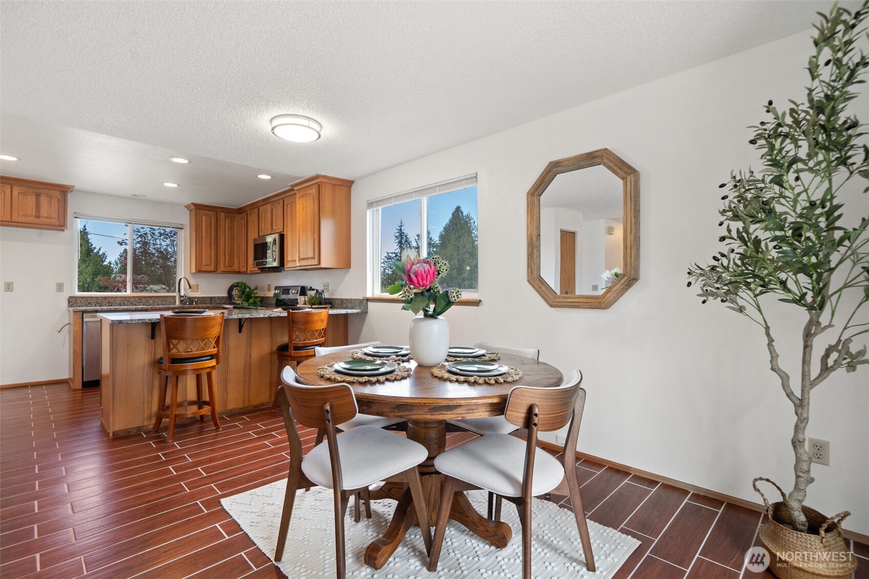 7292 E Harrison Street , Port Orchard, WA 98366
