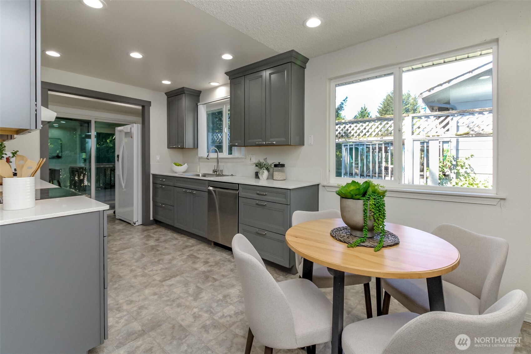 11427 SE 225th Street , Kent, WA 98031