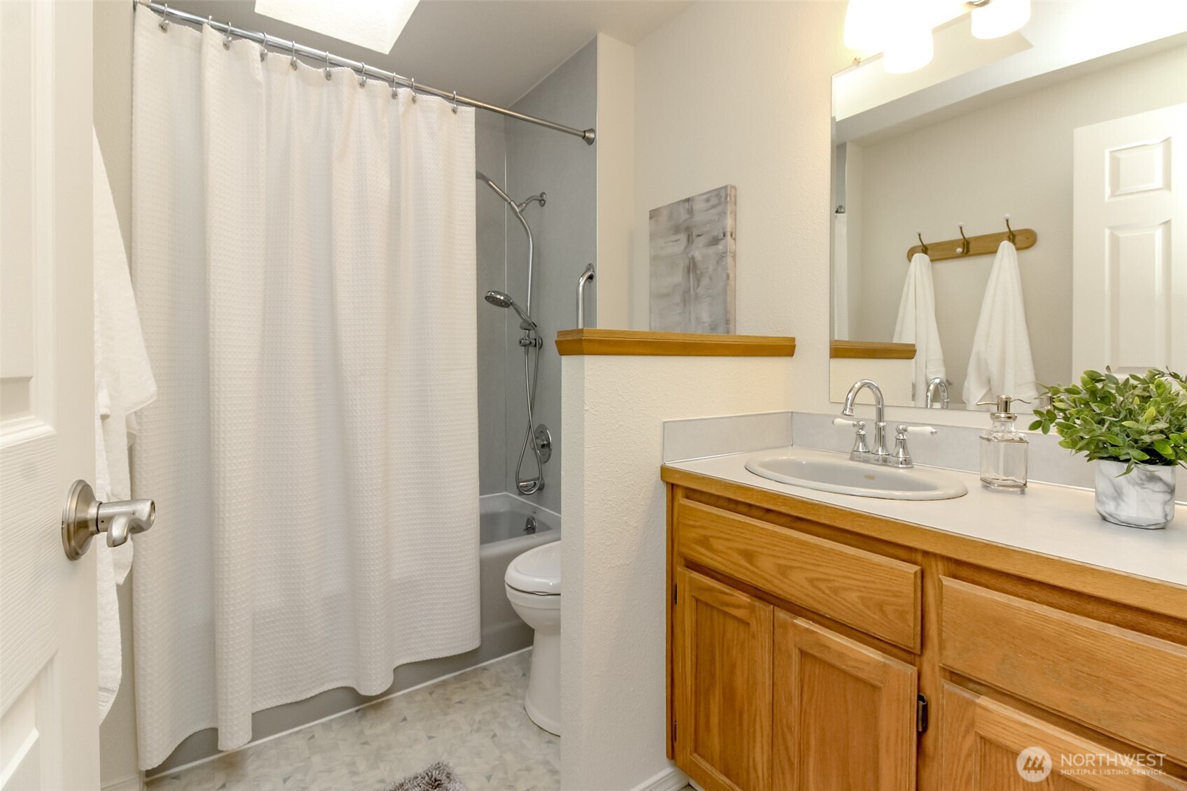 11427 SE 225th Street , Kent, WA 98031
