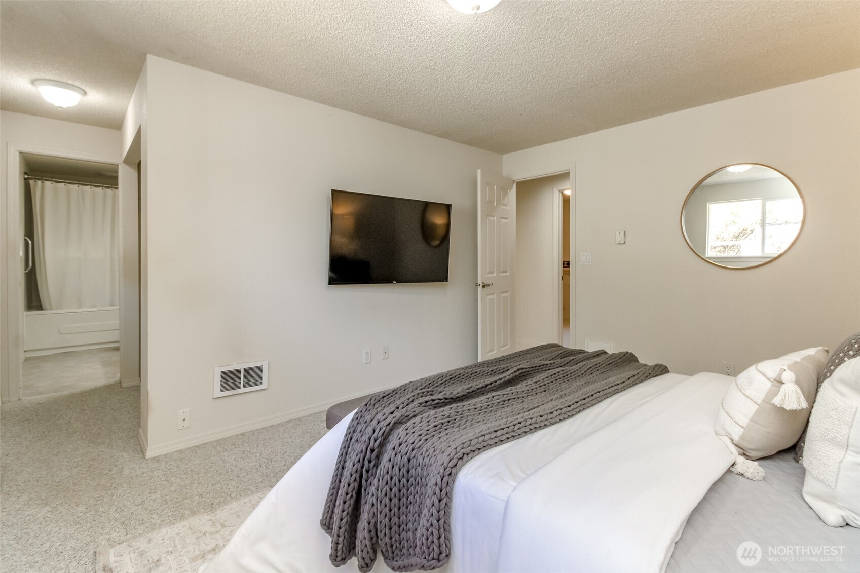 11427 SE 225th Street , Kent, WA 98031