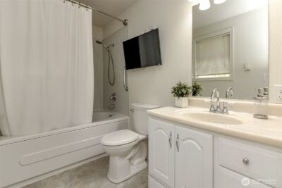 11427 SE 225th Street , Kent, WA 98031 - Photo 31