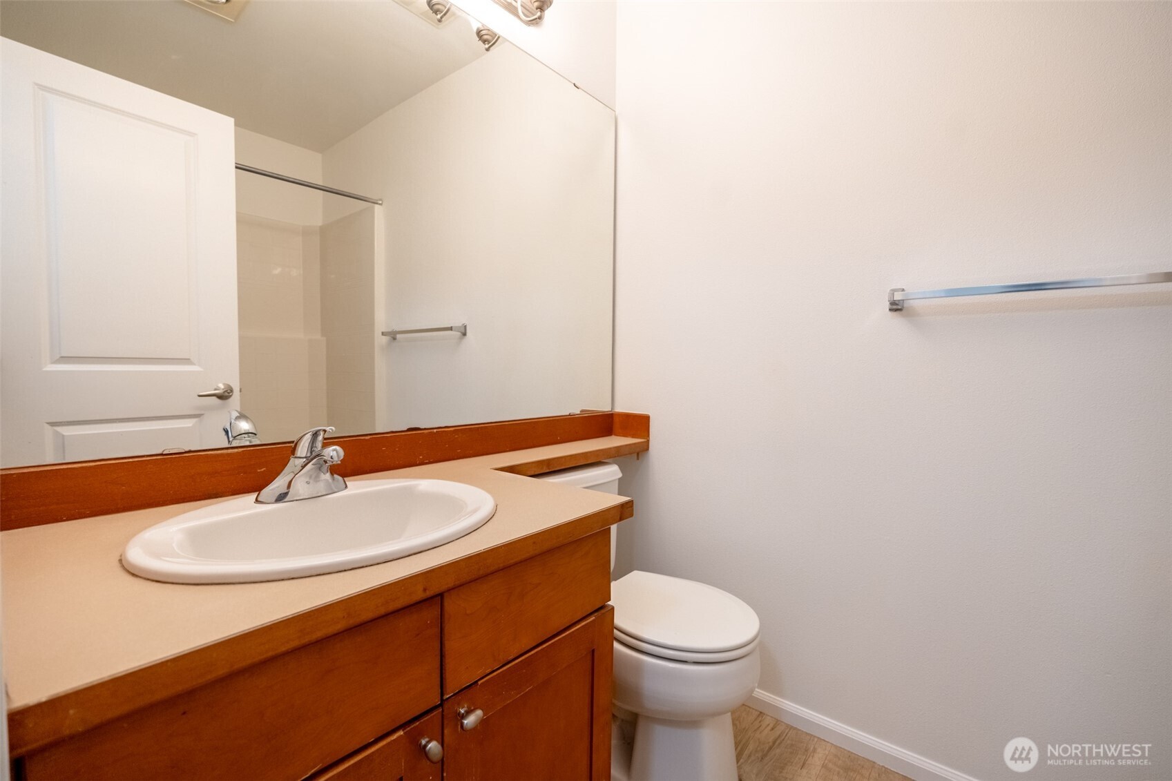 4050 S 212th Court #B, SeaTac, WA 98198