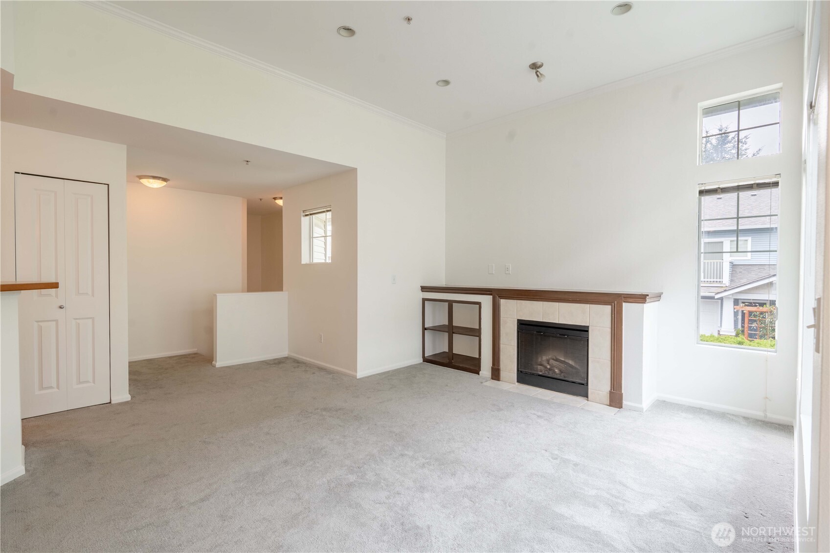 4050 S 212th Court #B, SeaTac, WA 98198