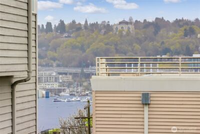 1116 6th Avenue N, Seattle, WA 98109 - Photo 16