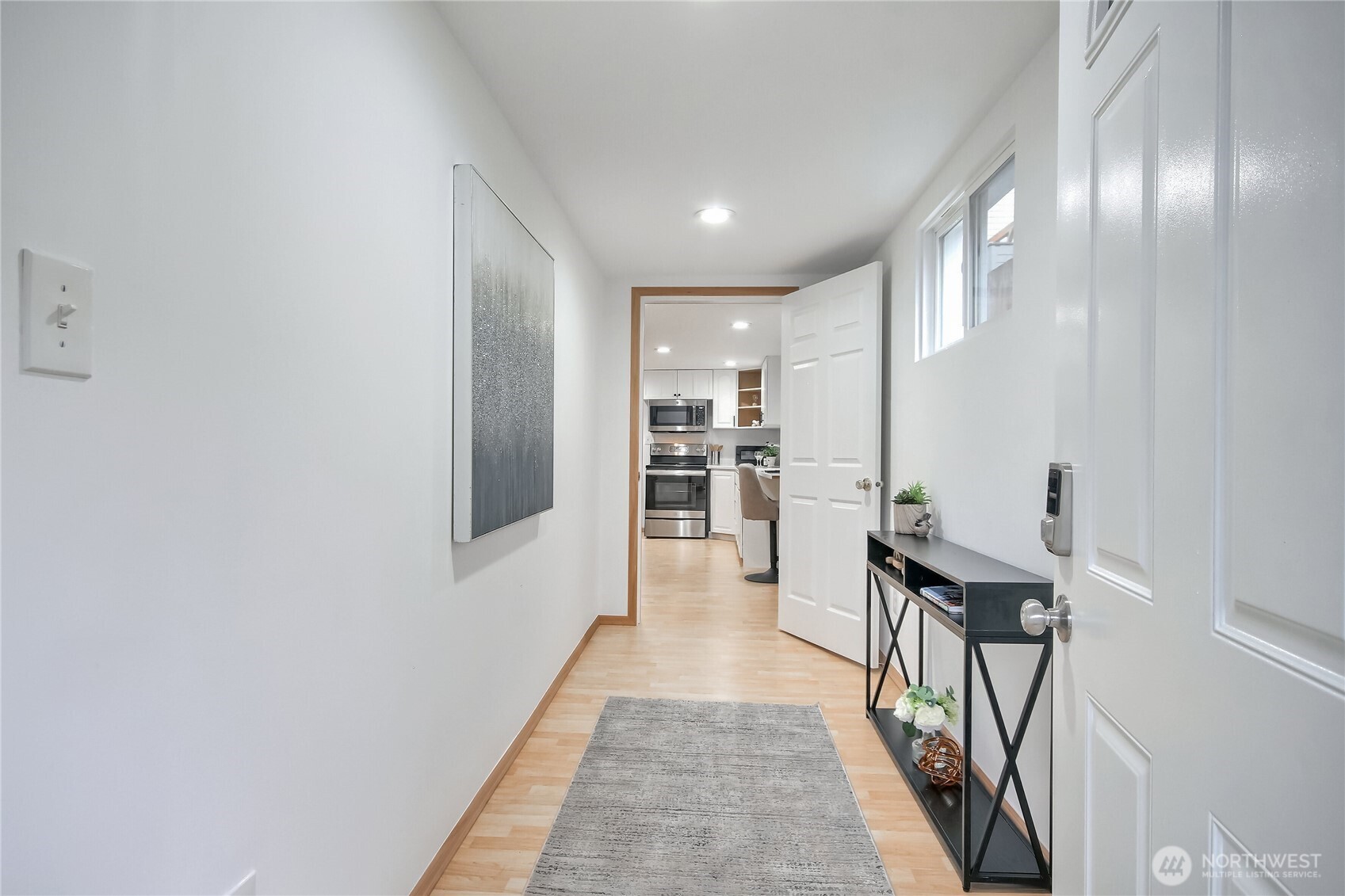 1116 6th Avenue N, Seattle, WA 98109