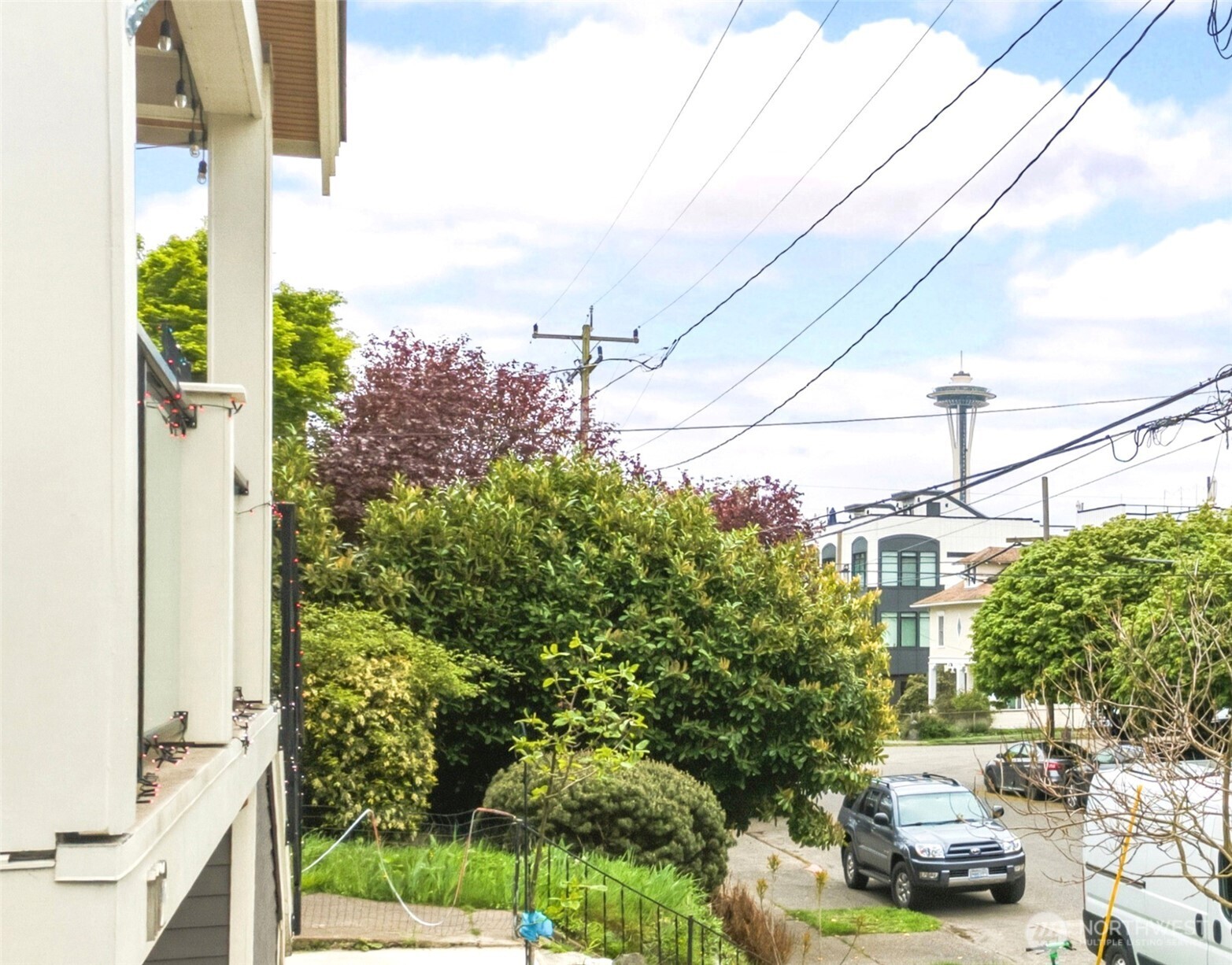 1116 6th Avenue N, Seattle, WA 98109
