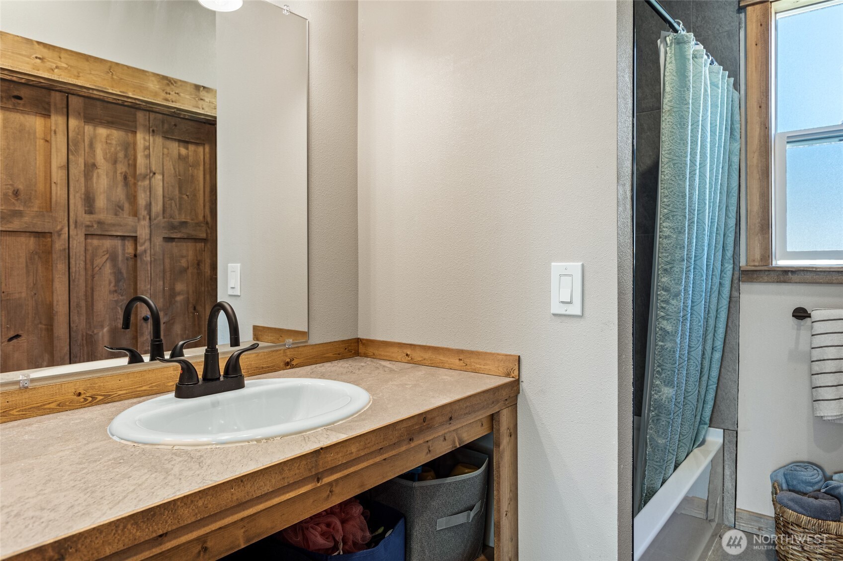 91 Twin Lakes Road , Cle Elum, WA 98922