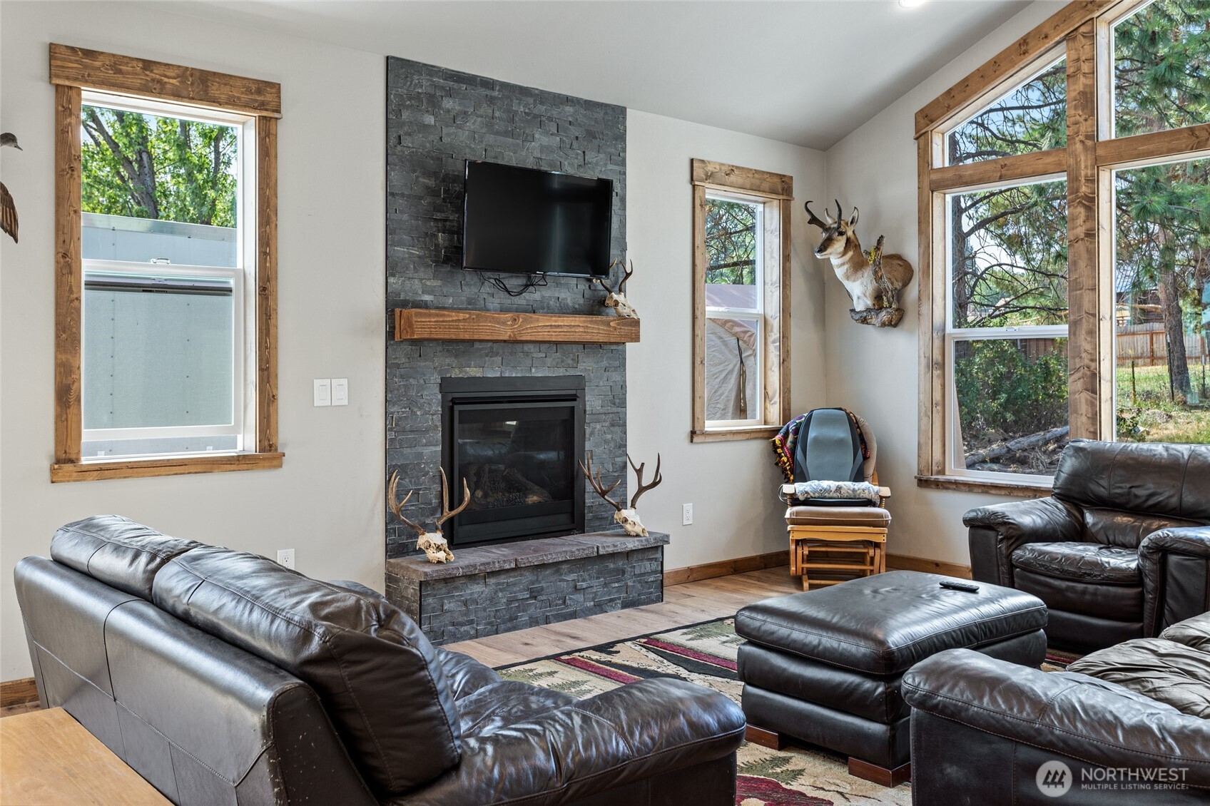 91 Twin Lakes Road , Cle Elum, WA 98922