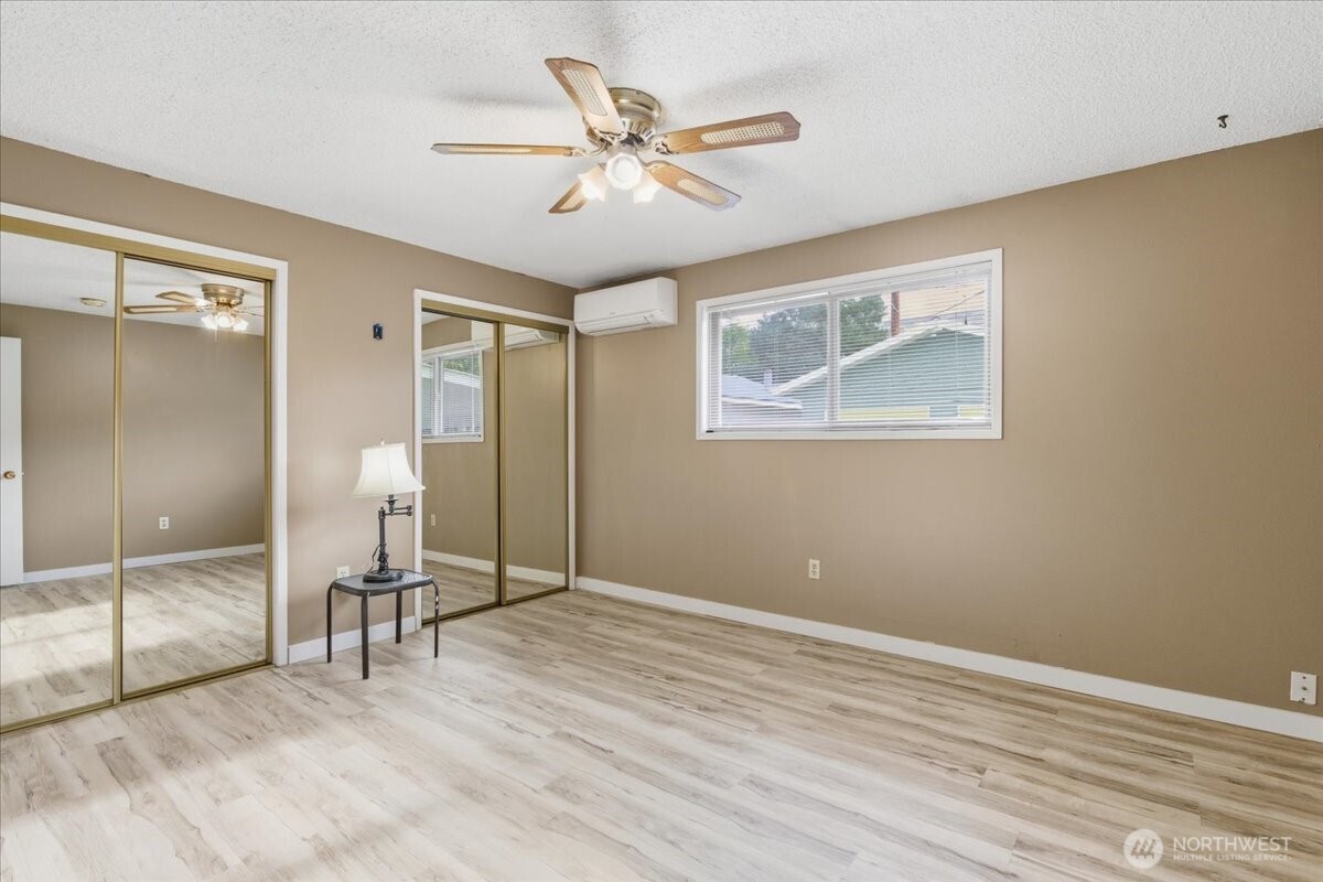 1025 River Drive , Coulee Dam, WA 99116