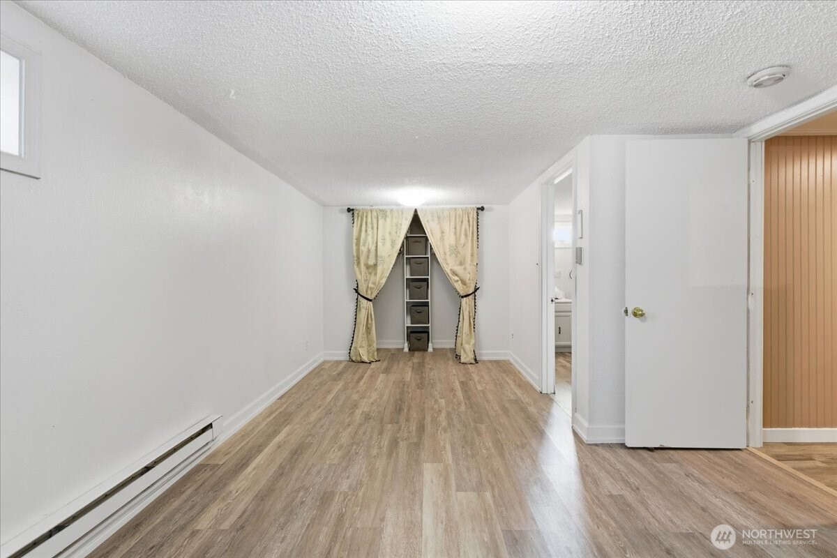 1025 River Drive , Coulee Dam, WA 99116