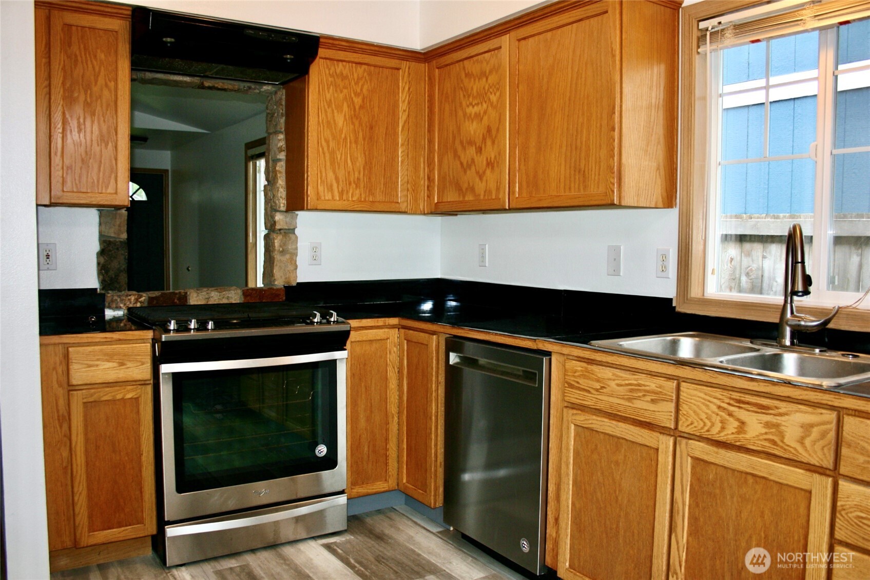 6412 79th Place NE, Marysville, WA 98270