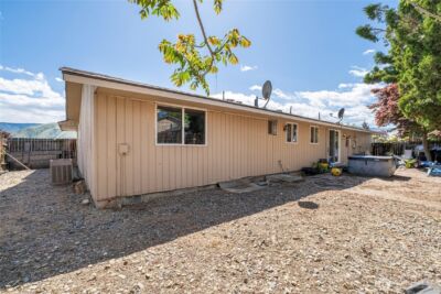 1121 Jean St SE, East Wenatchee, WA 98802 - Photo 17