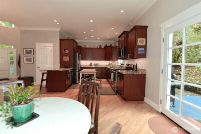 12117 Clearview Drive , Edmonds, WA 98026 - Photo 11
