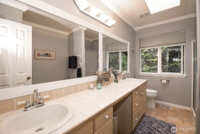 12117 Clearview Drive , Edmonds, WA 98026 - Photo 25
