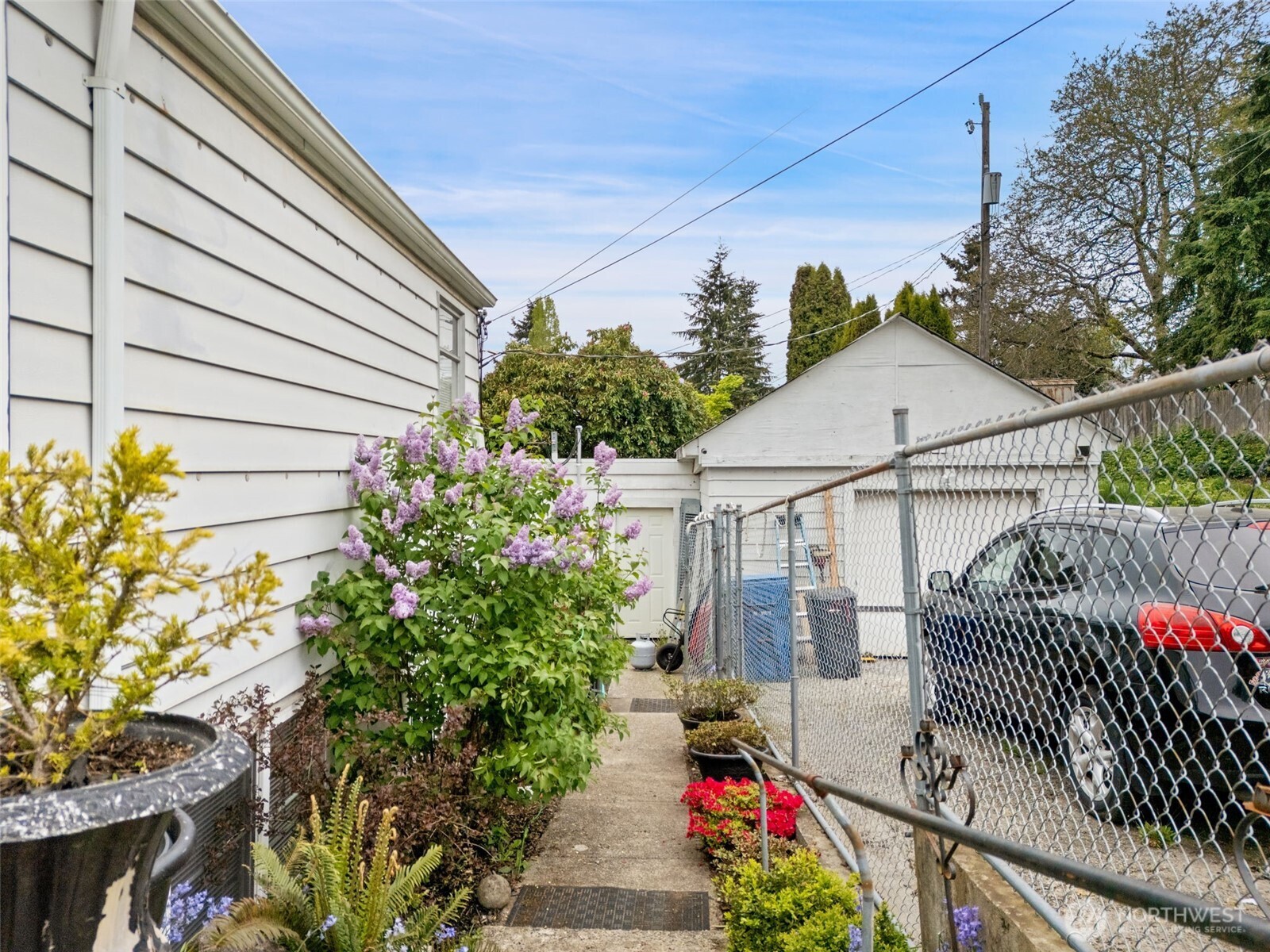 1616 SW Thistle Street , Seattle, WA 98106