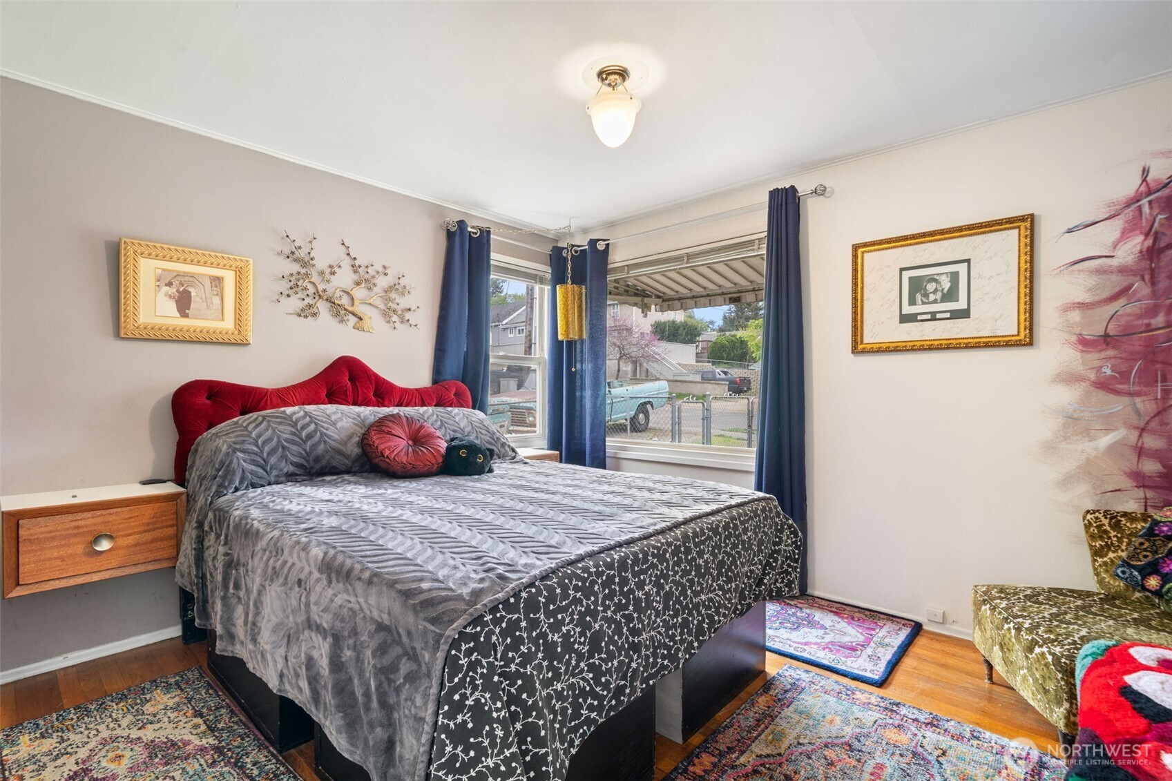 1616 SW Thistle Street , Seattle, WA 98106