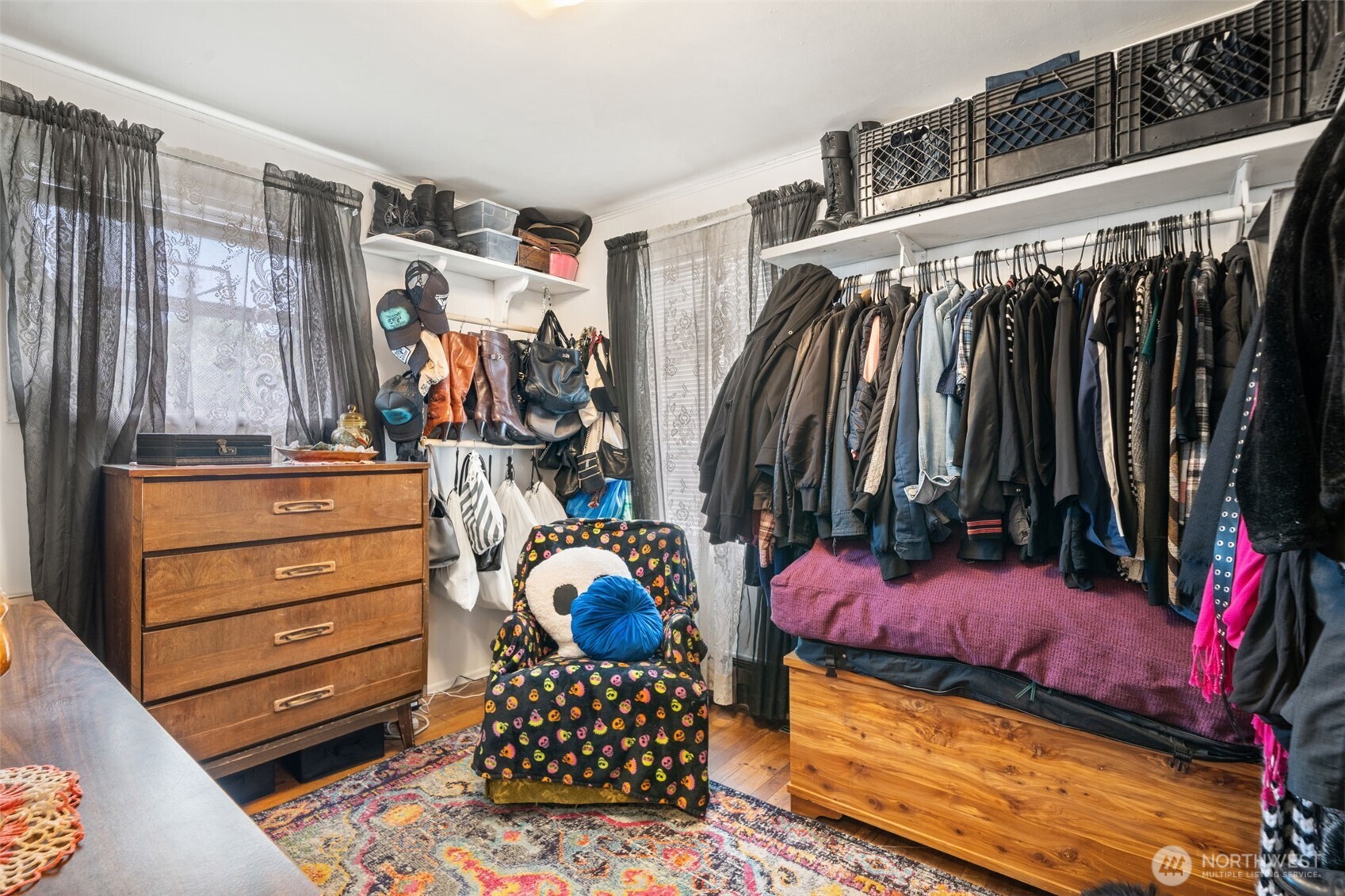 1616 SW Thistle Street , Seattle, WA 98106