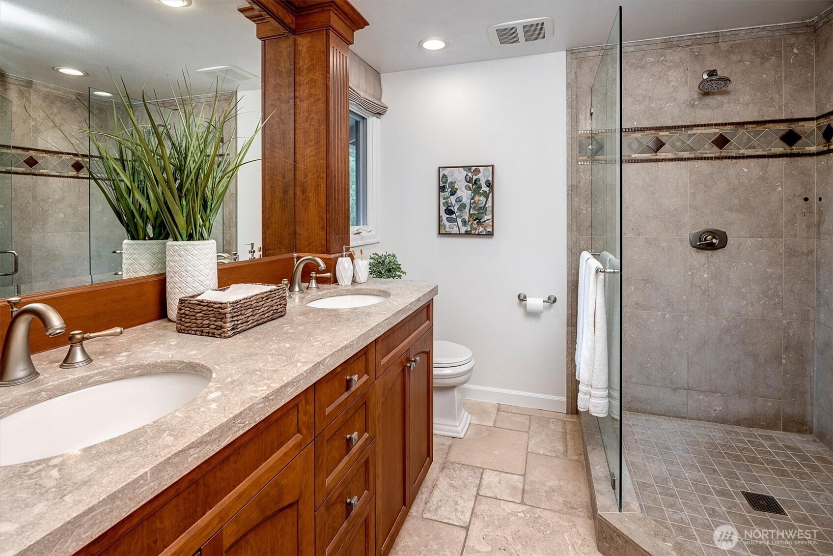 53 Cascade Ky , Bellevue, WA 98006