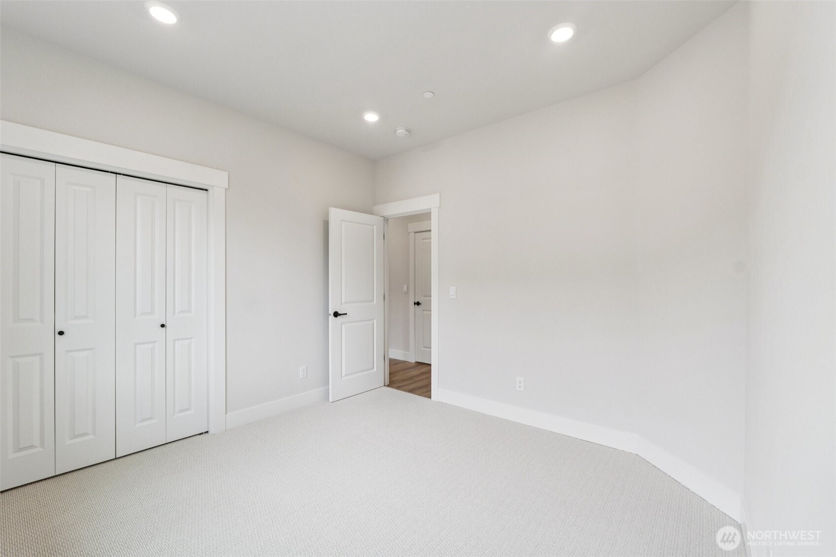 6414 213th Avenue Ct E, Bonney Lake, WA 98391
