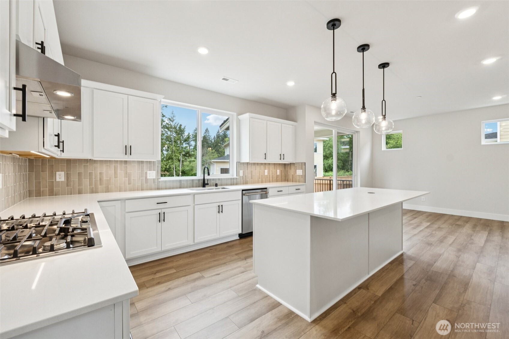 6414 213th Avenue Ct E, Bonney Lake, WA 98391