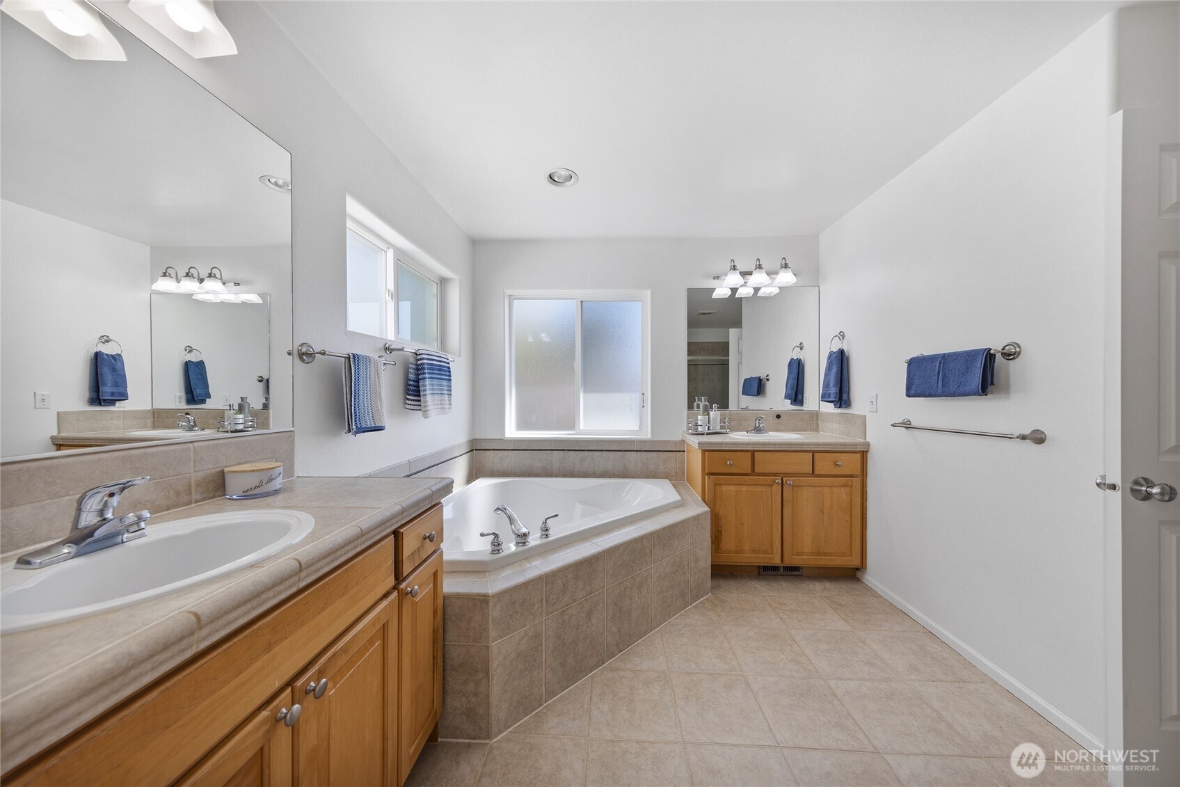 1123 S 36th St. , Renton, WA 98055