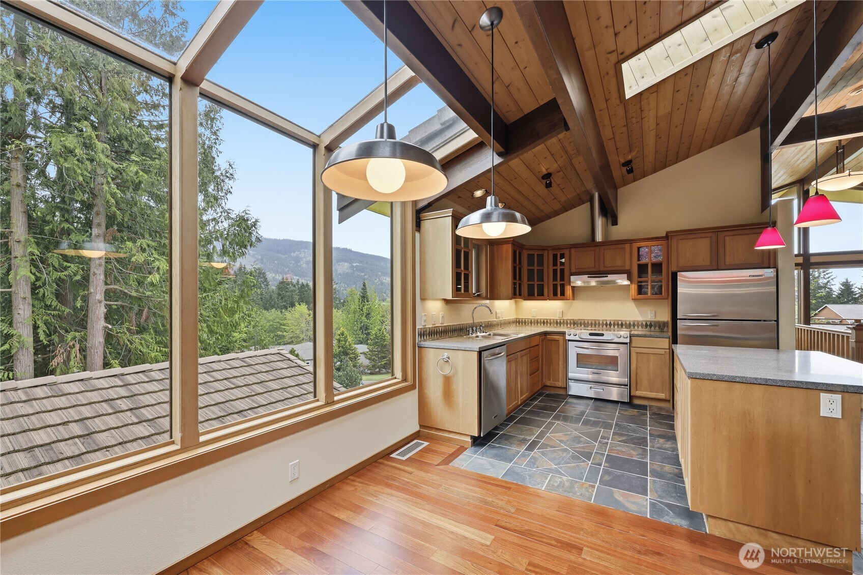 1993 Doe Run Road , Sequim, WA 98382