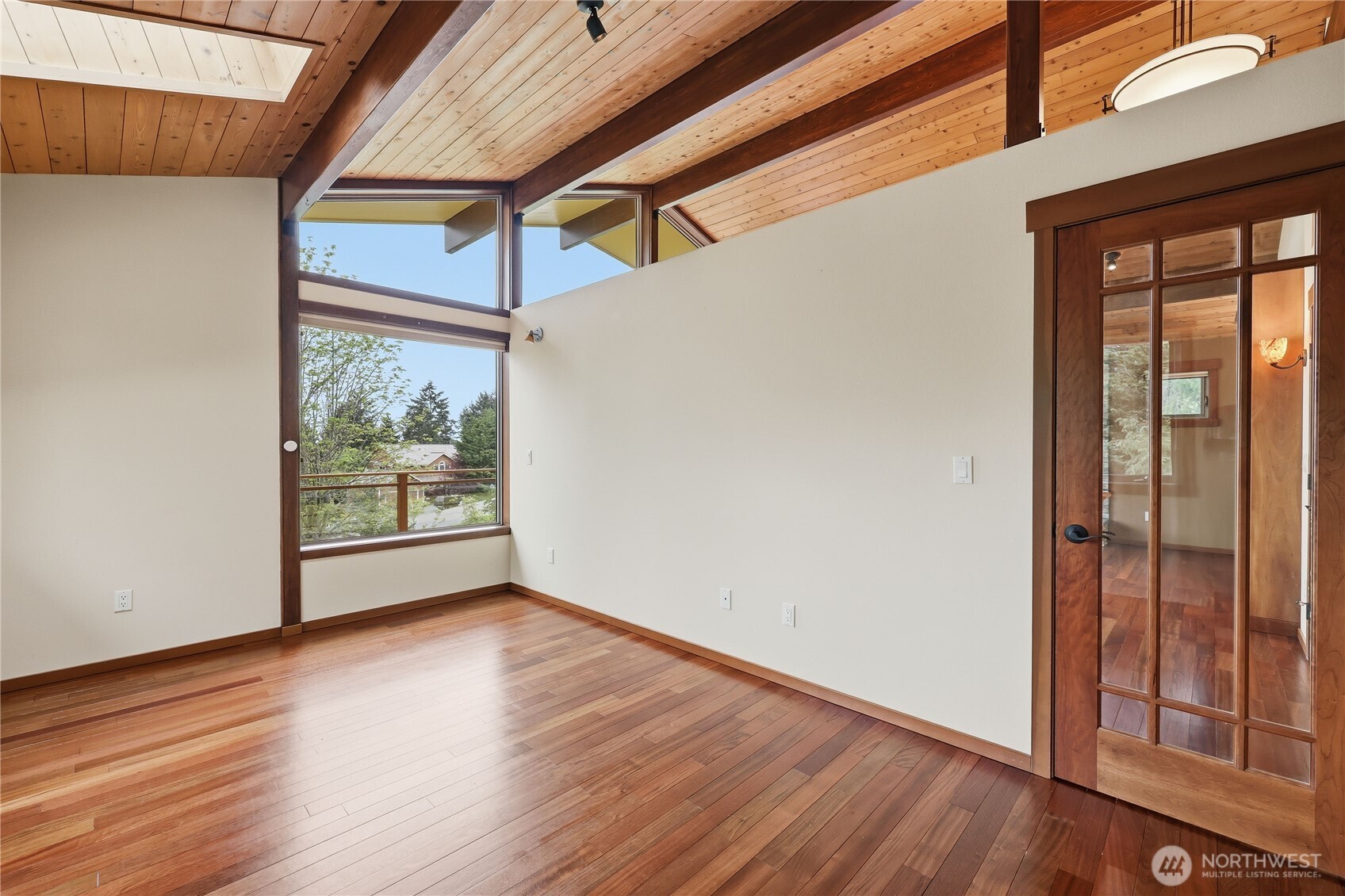 1993 Doe Run Road , Sequim, WA 98382