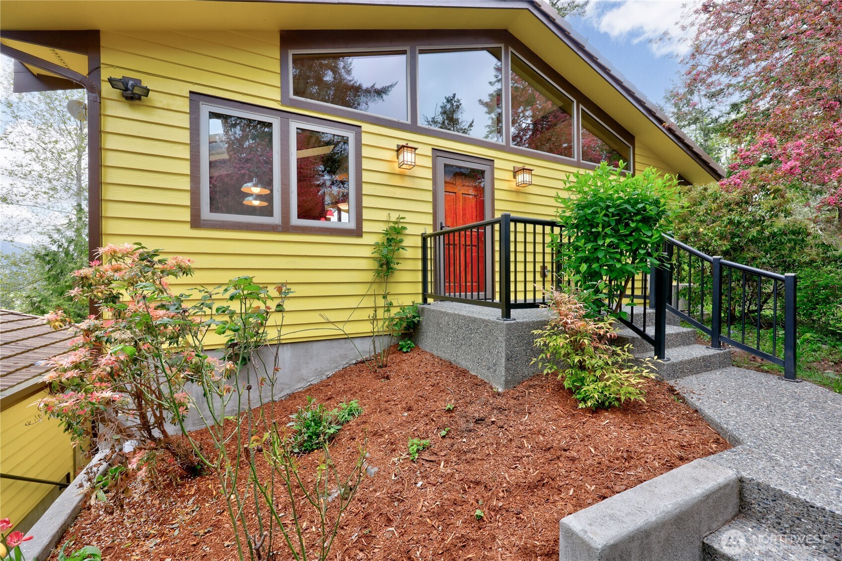 1993 Doe Run Road , Sequim, WA 98382