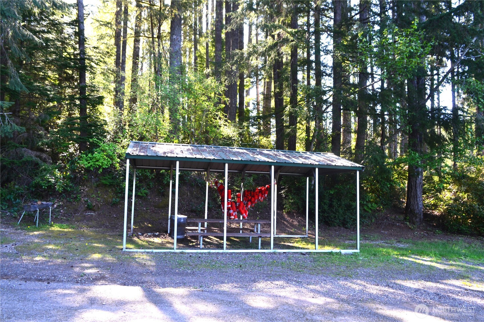 110 NE Collins Drive E, Tahuya, WA 98588